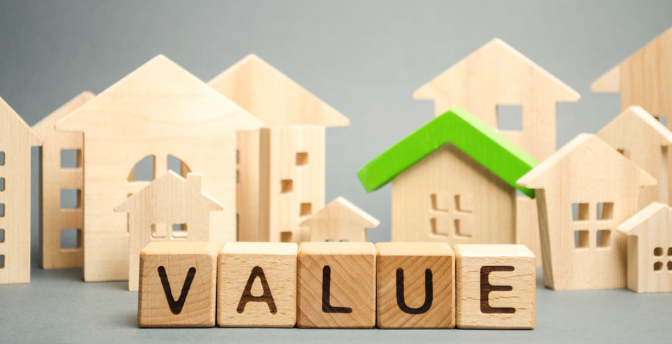 Esempio Real Estate Values
